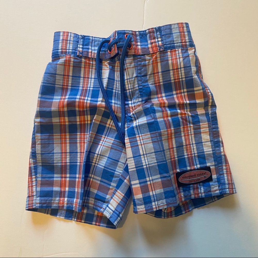 Vineyard vines shorts